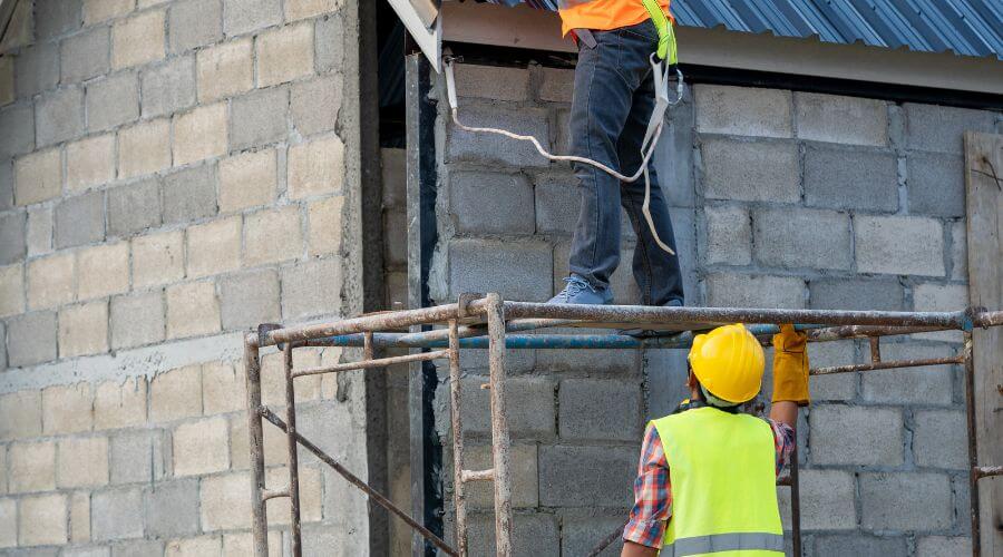 Expert new roof installation services in Armona, CA